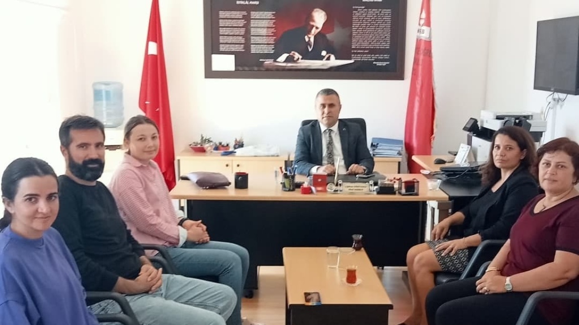 İlçe Milli Eğitim Müdürümüz Sayın Hüseyin ORHANTEKİN okulumuzu ziyaret etti